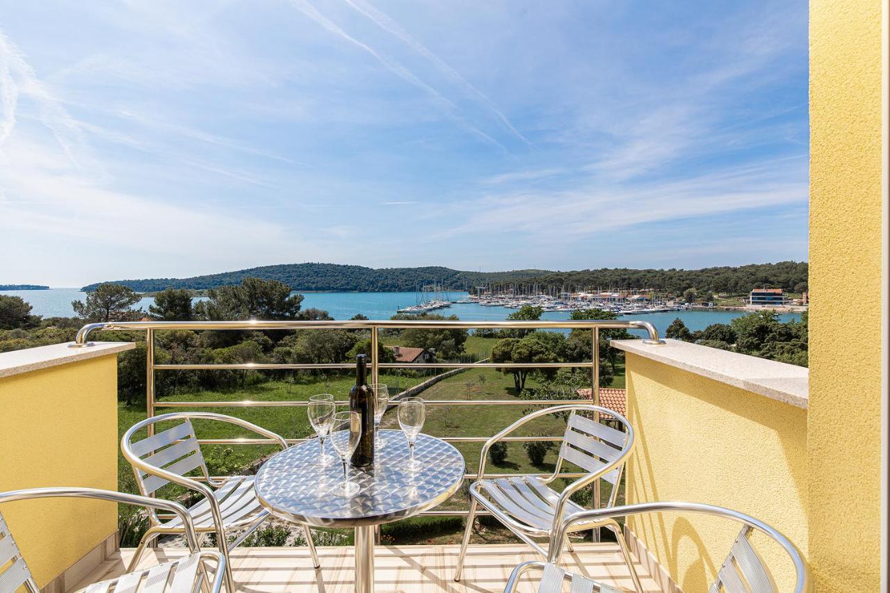 Apartmani Mirna Luka Pomer Zewnętrze zdjęcie