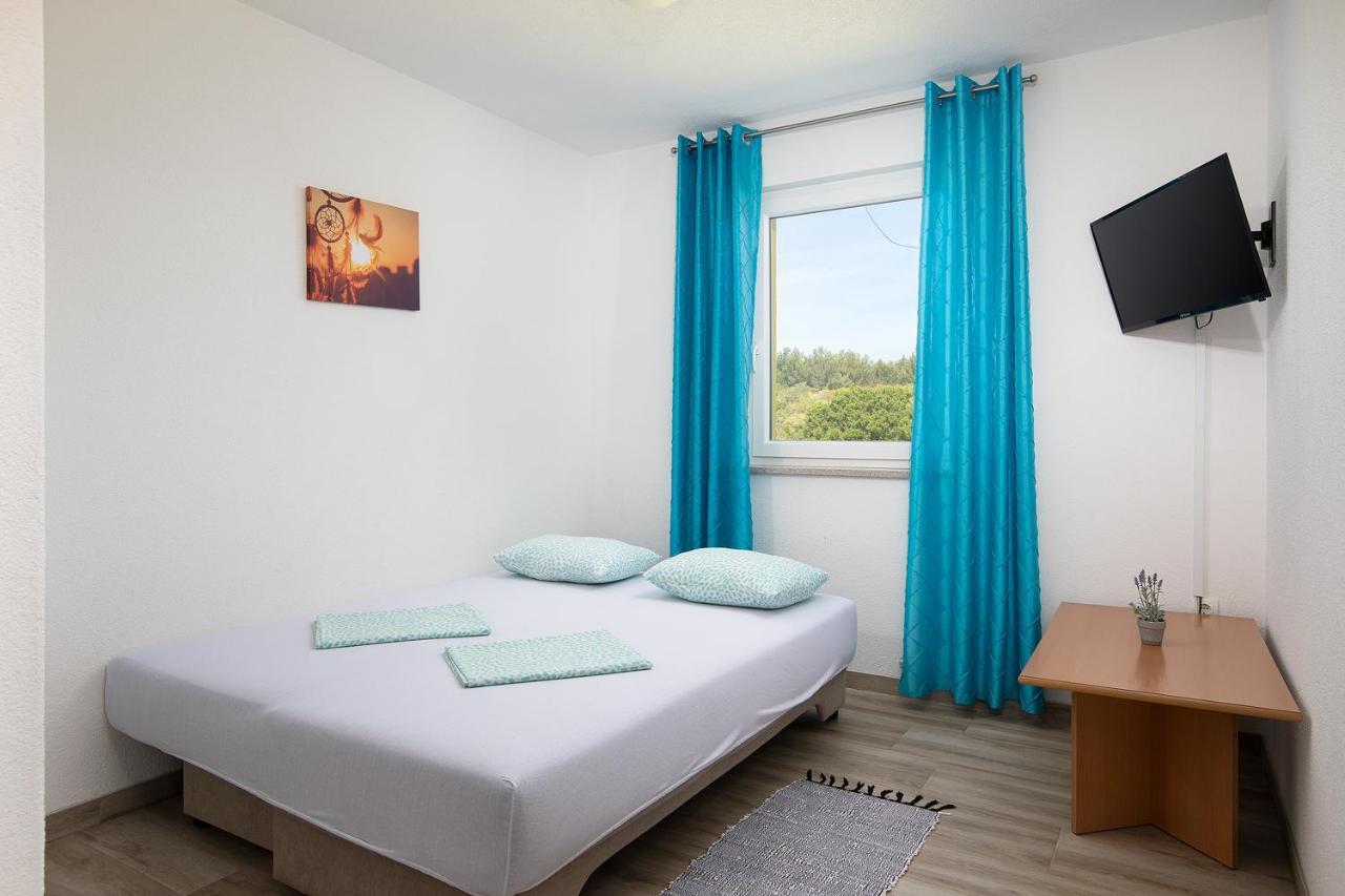 Apartmani Mirna Luka Pomer Zewnętrze zdjęcie