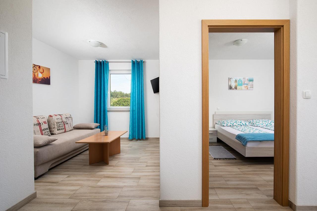 Apartmani Mirna Luka Pomer Zewnętrze zdjęcie