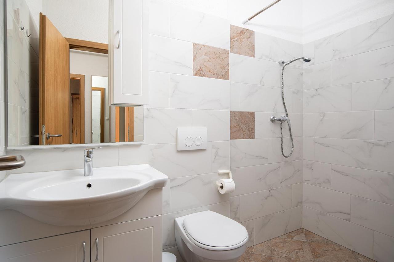 Apartmani Mirna Luka Pomer Zewnętrze zdjęcie